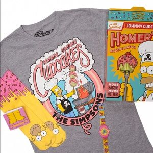 Johnny Cupcakes x The Simpsons Collab - Homer